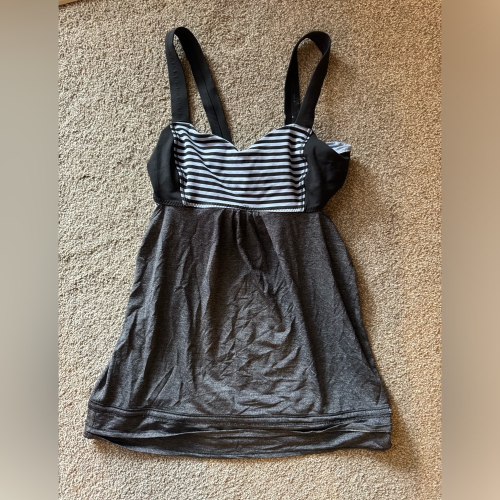 Lululemon Tank Grey Blue Built in Bra